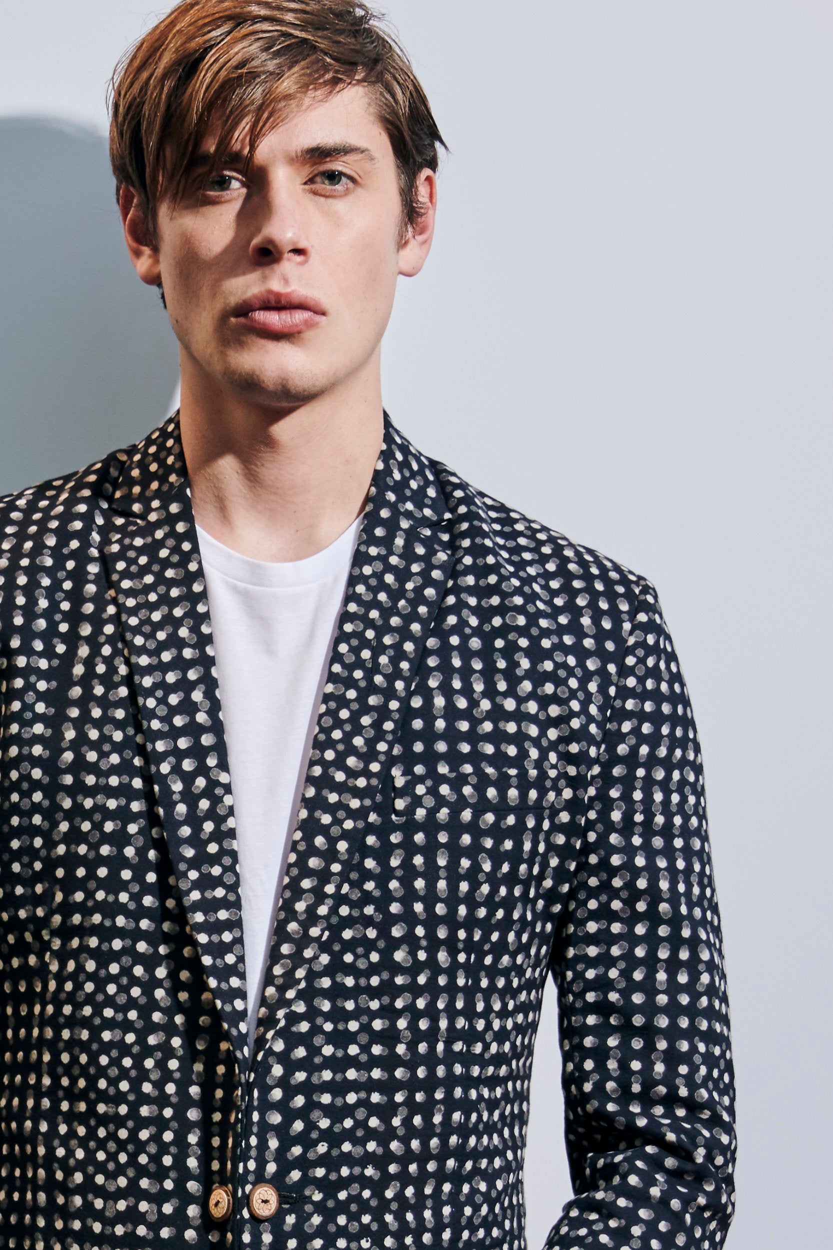 Men's Bagru print jacket  with wooden buttons.